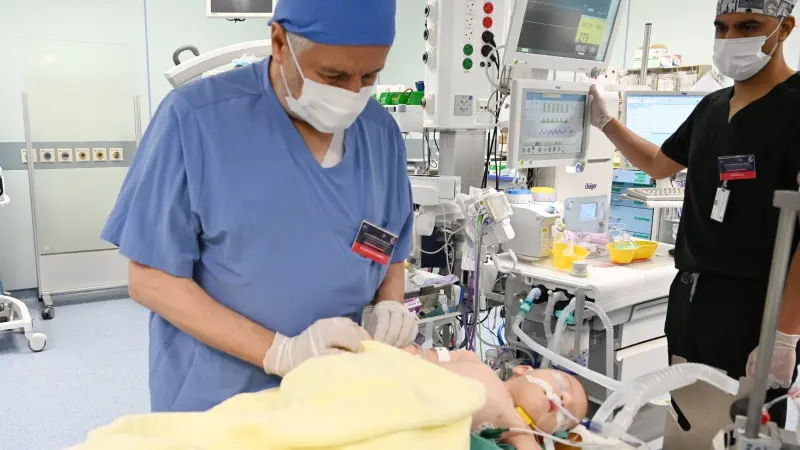 إليكم آخر أخبار التوأم الطفيلي المصري محمد عبد الرحمن