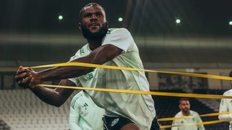 القنوات الناقلة لمباراة الأهلي ضد السد اليوم في دوري أبطال آسيا للنخبة مع الموعد