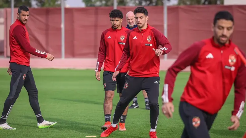القنوات الناقلة لمباراة الأهلي اليوم ضد حتا الإماراتي.. الأهلي يواصل اختباراته الوديّة