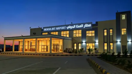 related_news_inside_blogs"الحوثيون" يمنعون هبوط طائرة يمنية في مطار المخا