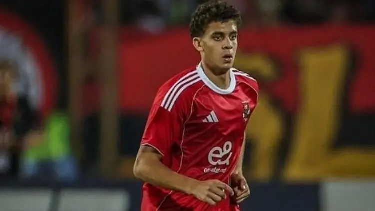 من هو حمزة عبد الكريم وما حقيقة اهتمام برشلونة بضم نجم ناشئي الأهلي؟