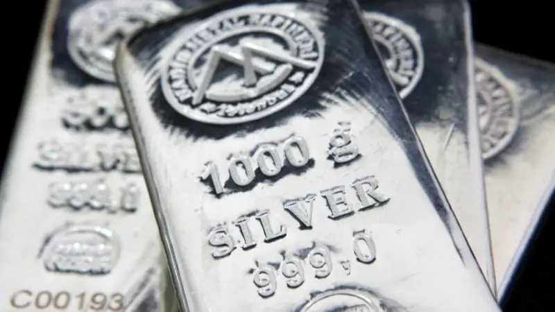 سعر الفضة فى مصر اليوم الخميس 8/1/2026.. هدوء حذر