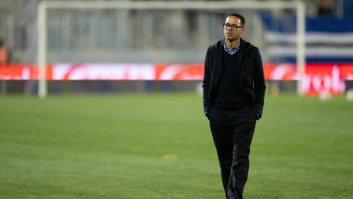 مدرب تشيلسي الجديد يرفع راية التحدي قبل موقعة الكأس 