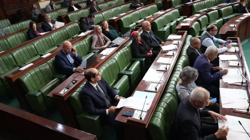 "خط أحمر".. مقترح بتعديل قانون تعدد الزوجات يثير الجدل بتونس