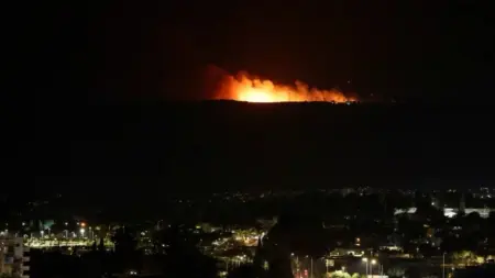 related_news_inside_blogsإعلام إسرائيلي: "حزب الله" أطلق صواريخ باتجاه شمال إسرائيل