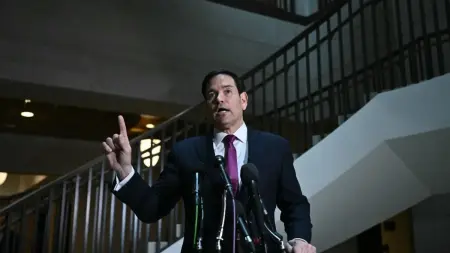 وزير الخارجية الأميركي يحسم الجدل بشأن إرسال قوات برية إلى إيران