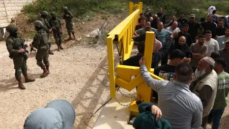 related_news_inside_blogsمستوطنون يسرقون أغنام راعية فلسطينية بالضفة