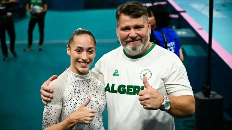 أولمبياد باريس - رسائل مواقع التواصل عائق كبير أمام لاعبي الجزائر