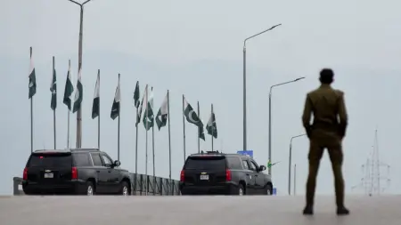 related_news_inside_blogsفيديو - أصابع على الزناد في إسلام آباد.. هل تتحول المفاوضات لأهداف مفتوحة؟