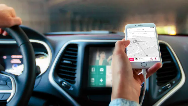 فيديو - تطبيقات النقل تثير الجدل في مصر بعد حوادث اعتداء لفظي وجسدي