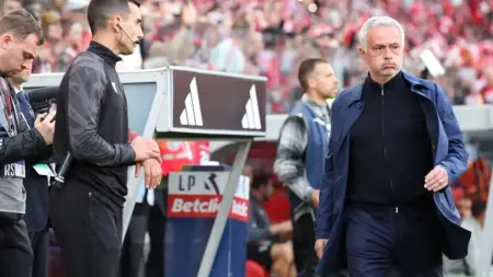 related_news_inside_blogsفي انتظار توقيع العقود الرسمية.. جوزيه مورينيو قال "نعم" لريال مدريد