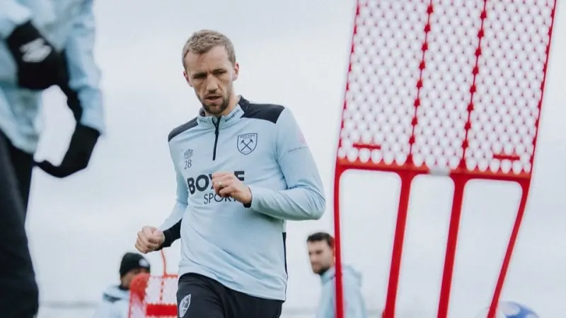 القنوات الناقلة لمباراة وست هام ضد ليدز يونايتد اليوم في كأس الاتحاد الإنجليزي مع الموعد والتشكيلة