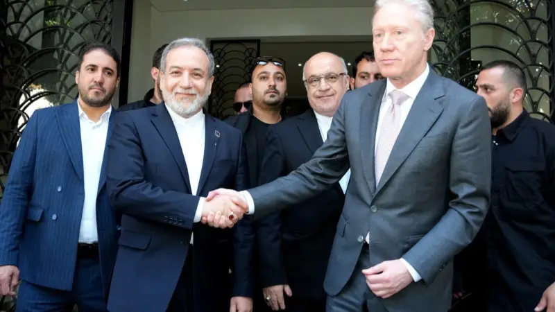 وزير الخارجية اللبناني يرفض دعوة لزيارة طهران