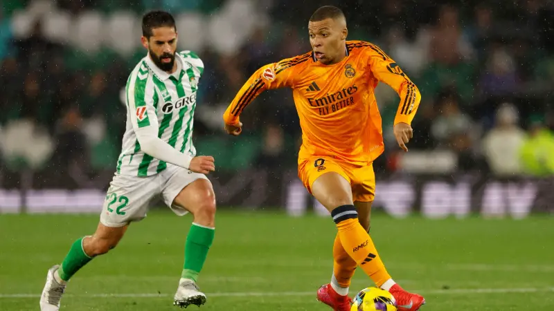 الدوري الإسباني - بعدما تسبب في هزيمتهم.. إيسكو يعتذر لجماهير ريال مدريد