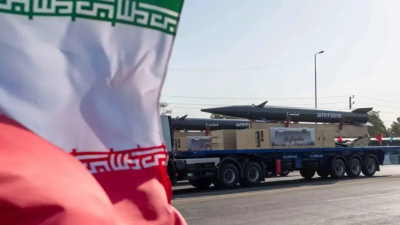 إيران تكشف عن ضربات بصواريخ أسرع من الصوت على أهداف إسرائيلية