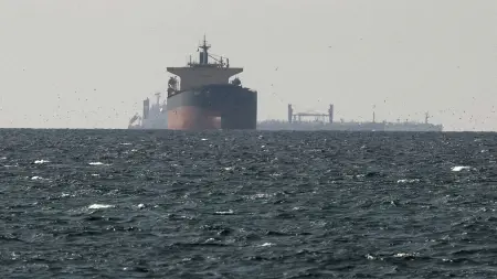 أخبار اتفاق إيران.. البحرية الدولية: إجلاء 2500 بحار و115 سفينة من مضيق هرمز منذ الثلاثاء