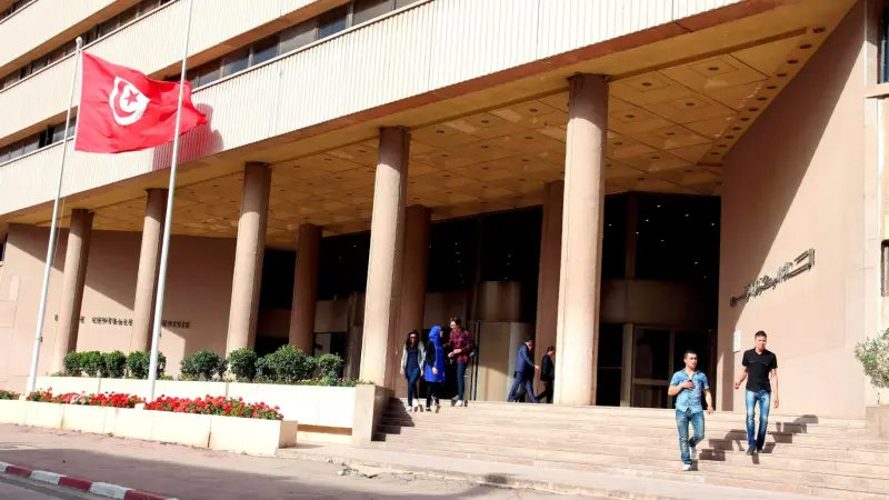 محكمة تونسية تقضي بسجن المرشح الرئاسي العياشي زمال