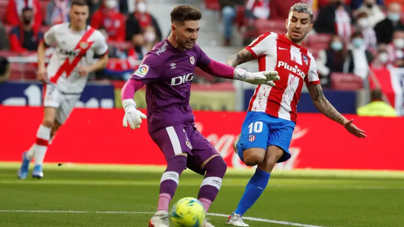 جدول مواعيد مباريات اليوم الاثنين 27/10/2025 والقنوات الناقلة والمعلقين