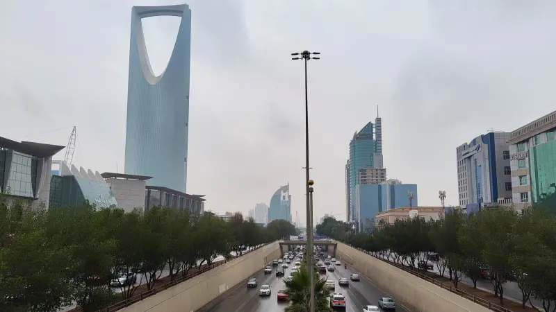 ميزانية السعودية 2025.. كيف تخطط المملكة لتمويل العجز المتوقع؟