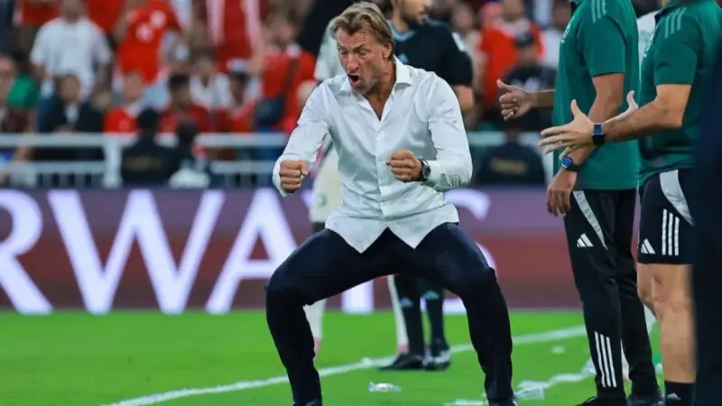 تصريحات تاريخية.. رينارد يكشف سر "أهم مباراة في مسيرته"