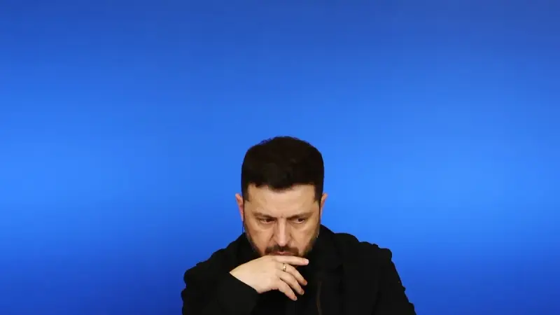 زيلينسكي: مستعد للجلوس مع بوتين بشرط