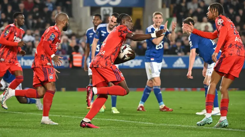 موعد مباراة ليون ضد ستراسبورج في كأس فرنسا والقنوات الناقلة.. من يمر للمربع الذهبي؟