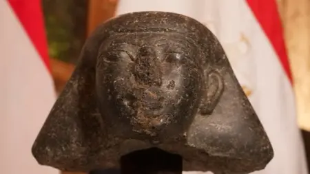 related_news_inside_blogsفيديو - هولندا تعيد لمصر قطعة أثرية عمرها 3500 سنة