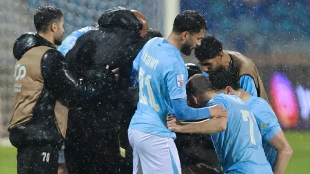 related_news_inside_blogsنتيجة وملخص مباراة الفيصلي ضد البقعة في الدوري الأردني.. ثنائية أحمد العرسان تعيد انتصارات "النسر الأزرق"