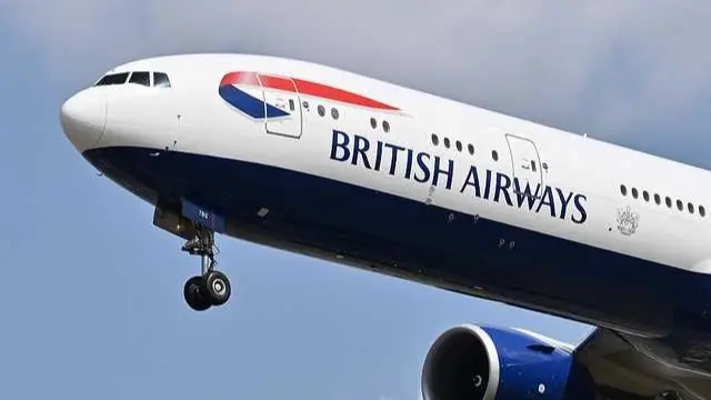 هلع على متن رحلة للخطوط البريطانية.. وإخلاء جميع الركاب