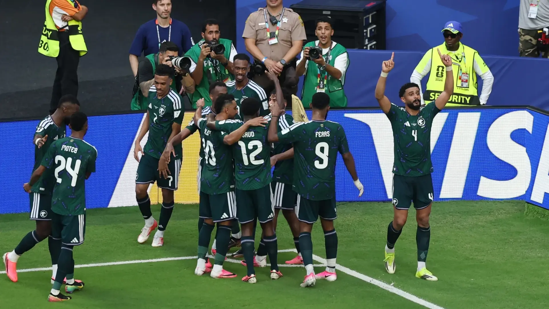 المنتخب السعودي يشارك ضيفًا في كأس الكونكاكاف الذهبية (رويترز) المنتخب السعودي يشارك ضيفًا في كأس الكونكاكاف الذهبية (رويترز)