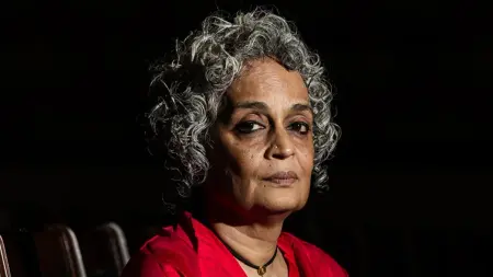 related_news_inside_blogsبسبب السياسة.. روائية تقاطع مهرجان برلين السينمائي