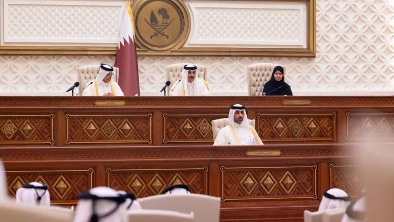 أمير قطر يكشف تأثير الحرب على اقتصاد بلاده