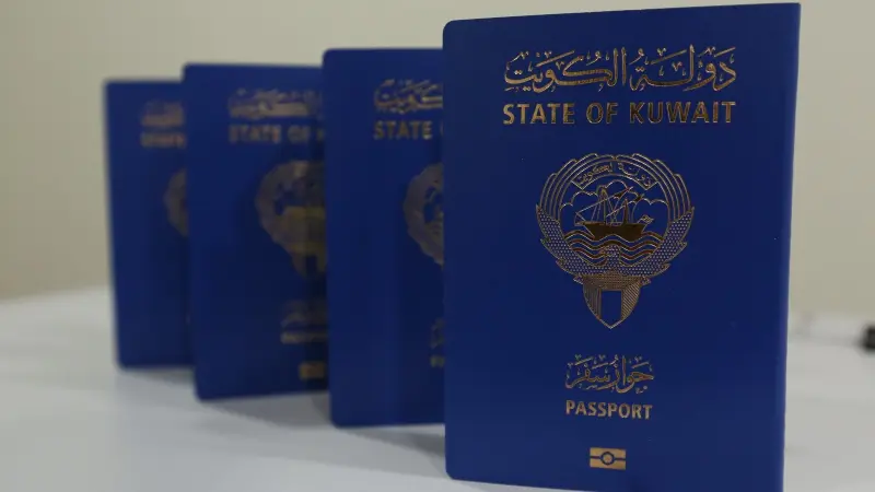 سحب الجنسية الكويتية.. مرسوم جديد يشمل 154 شخصا