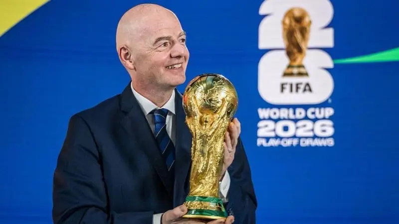 "اليويفا" يهدد بمقاطعة كأس العالم بسبب خطة "فيفا" لبيع حصص لمستثمرين