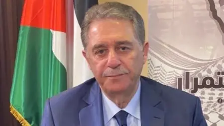 توقيف سفير سابق بلبنان بتهم فساد
