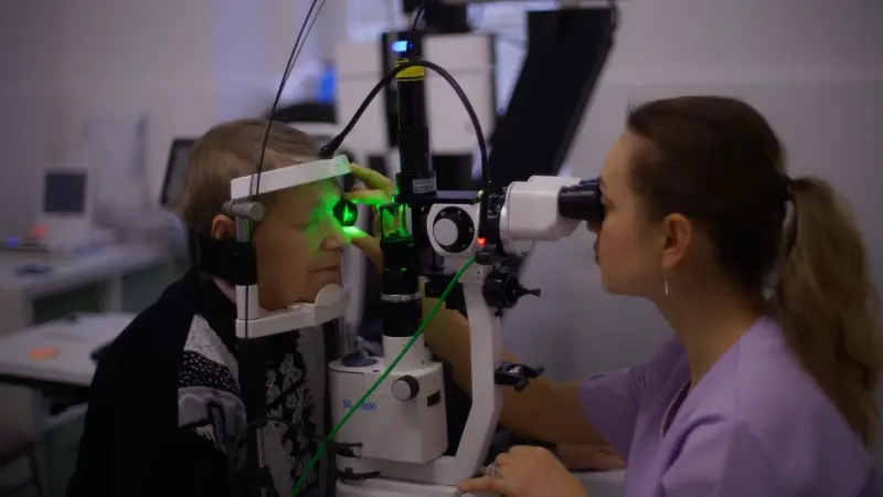 هل يتحوّل جفاف العيون إلى مرض خطير؟