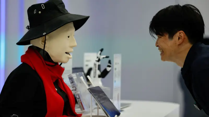 دراسة: الروبوتات "اللطيفة" أكثر إقناعا للبشر