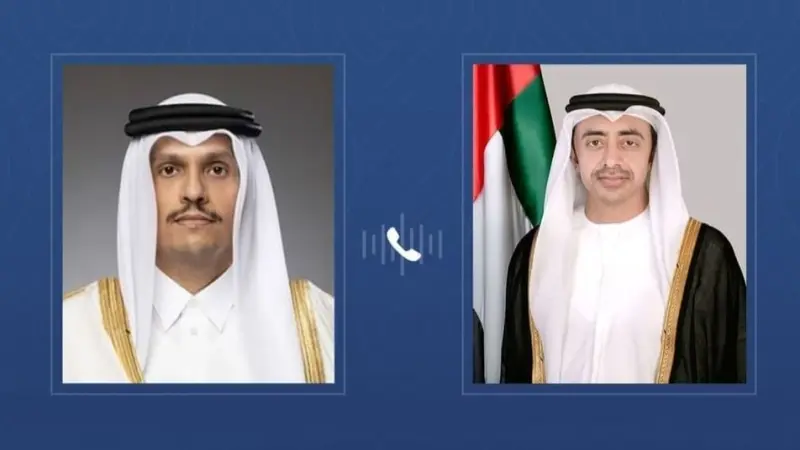 عبدالله بن زايد ووزير خارجية قطر يبحثان هاتفياً التطورات الإقليمية