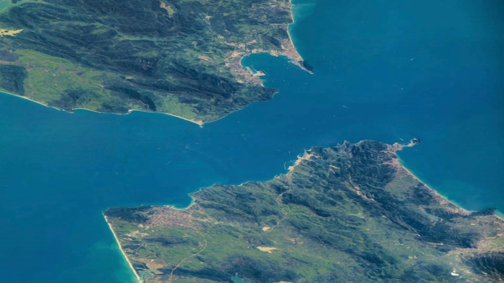 صفقة جديدة لـ"مرسى المغرب".. هل تغير ميزان القوى البحري بالمتوسط؟ 