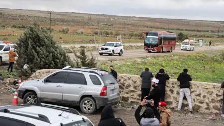 related_news_inside_blogsسعر الدولار مقابل الليرة السورية اليوم الثلاثاء 3/3/2026.. حذر بالسوق السوداء