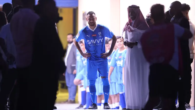 نتائج الدوري السعودي.. الهلال يتعثر تحت أنظار نيمار