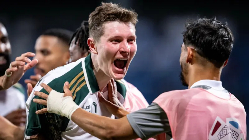 الدوري السعودي - بوندارينكو يرد على صافرات جماهير الأهلي.. وبوسيتش يكشف سر تألقه أمام الفيحاء