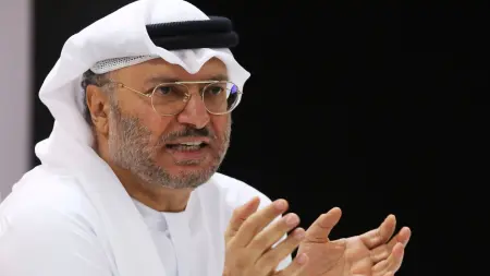 أنور قرقاش: العدوان الإيراني مستمر ولا يُمكن تجاهله