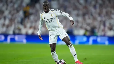 related_news_inside_blogsتفاصيل إصابة فيرلاند ميندي ومدة غيابه.. تصريحات مقلقة لمدرب ريال مدريد