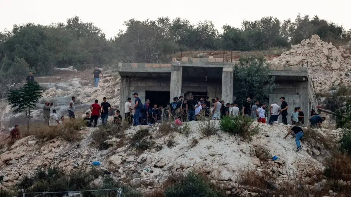 الجيش الإسرائيلي صادر مركبات لمستوطنين بعد مواجهات في قصرة (أ ف ب) الجيش الإسرائيلي صادر مركبات لمستوطنين بعد مواجهات في قصرة (أ ف ب)