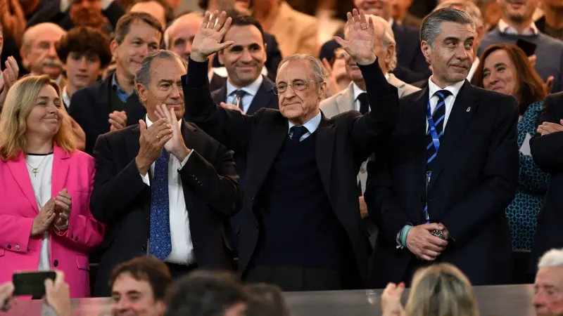 ما أسباب مشادة بيريز مع جماهير ريال مدريد الغاضبة؟