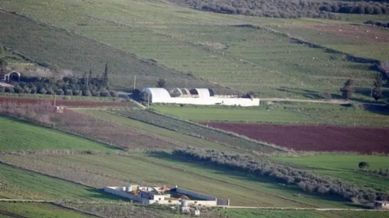 فيديو - إسرائيل ترش مبيدات مسرطنة على مزارع في جنوب لبنان