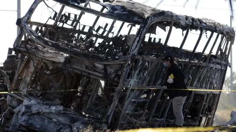 19 قتيلا في اصطدام بين حافلة وشاحنة في شمال غرب المكسيك