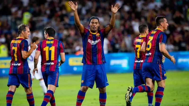 القنوات الناقلة لمباراة أساطير برشلونة اليوم ضد ريفر بليت اليوم مع الموعد والتشكيلة