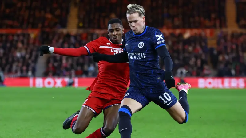 أزمة ميخايلو مودريك.. ما حقيقة اعتزال نجم تشيلسي والتوجه إلى ألعاب القوى؟